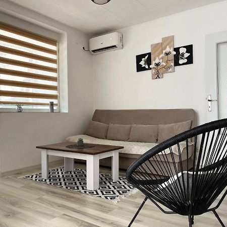 Starlux Apartment Μόσταρ Εξωτερικό φωτογραφία
